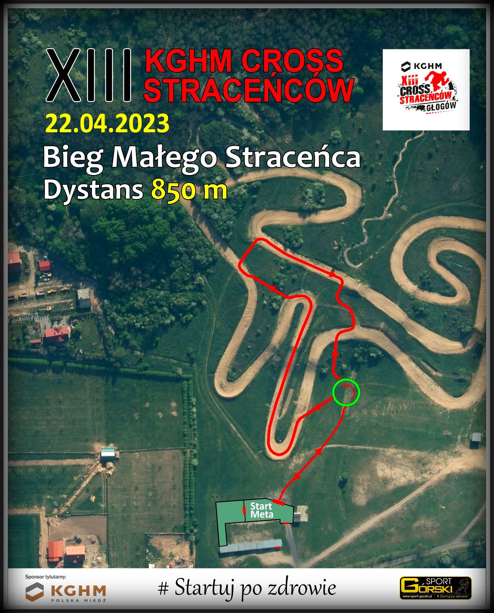 maly-straceniec-23